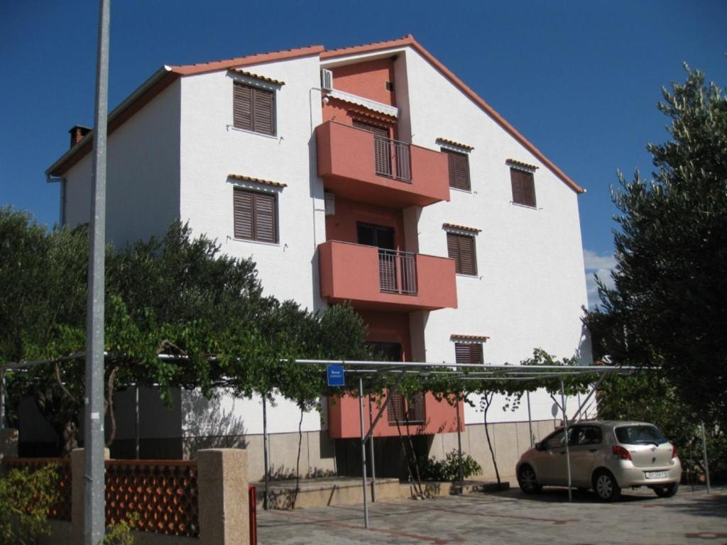 Apartments Martina Primošten Eksteriør billede