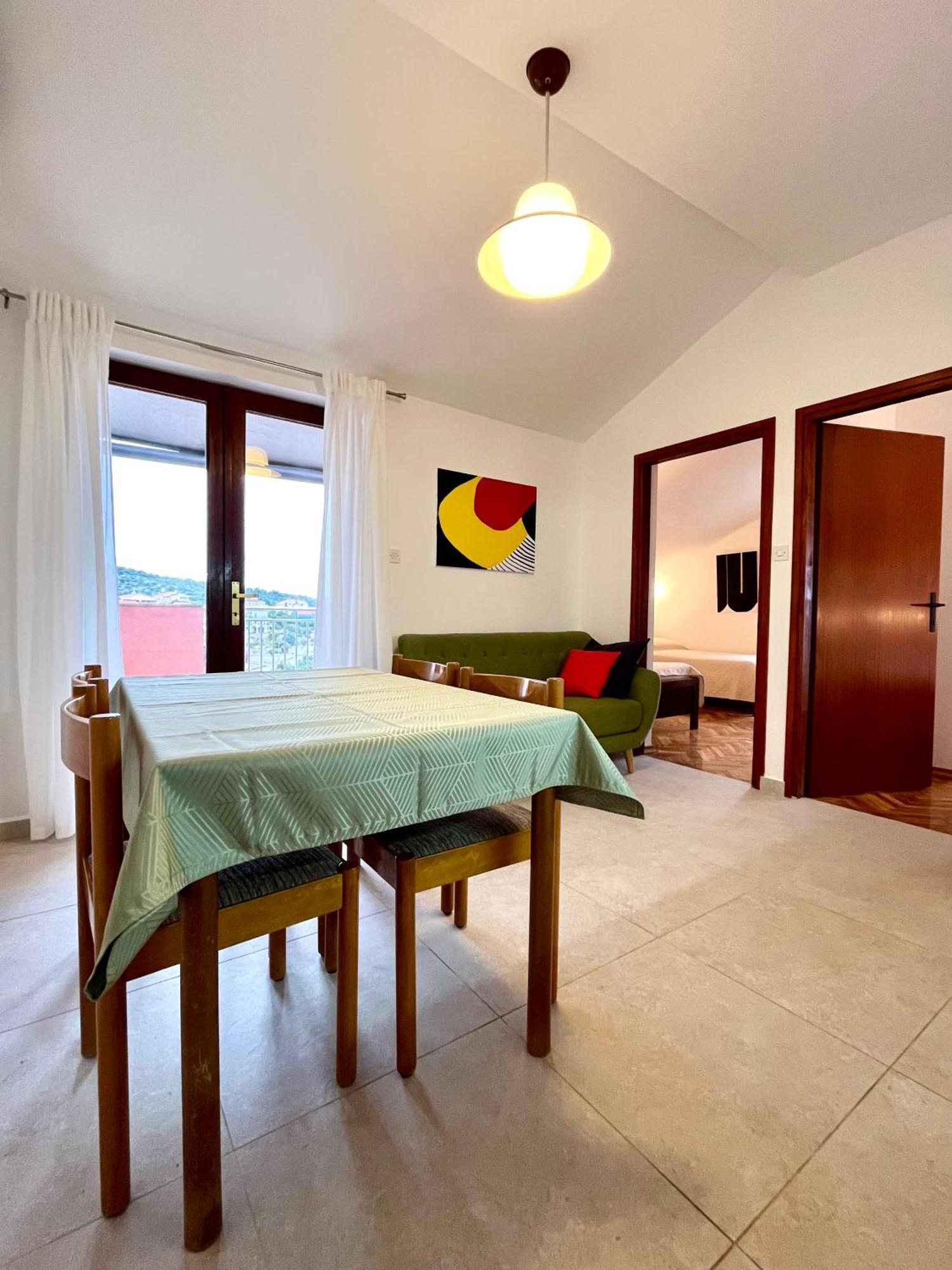 Apartments Martina Primošten Eksteriør billede