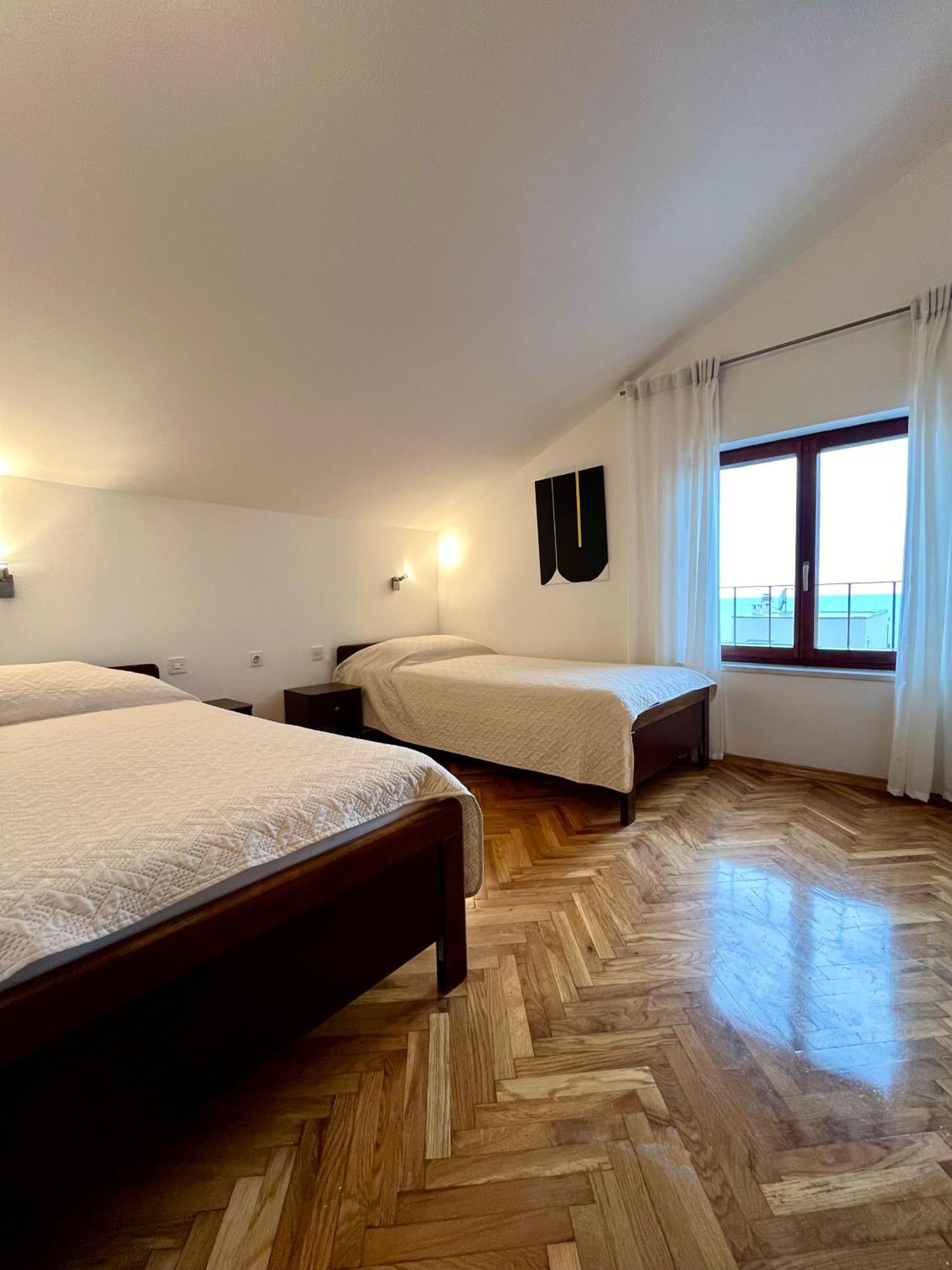 Apartments Martina Primošten Eksteriør billede