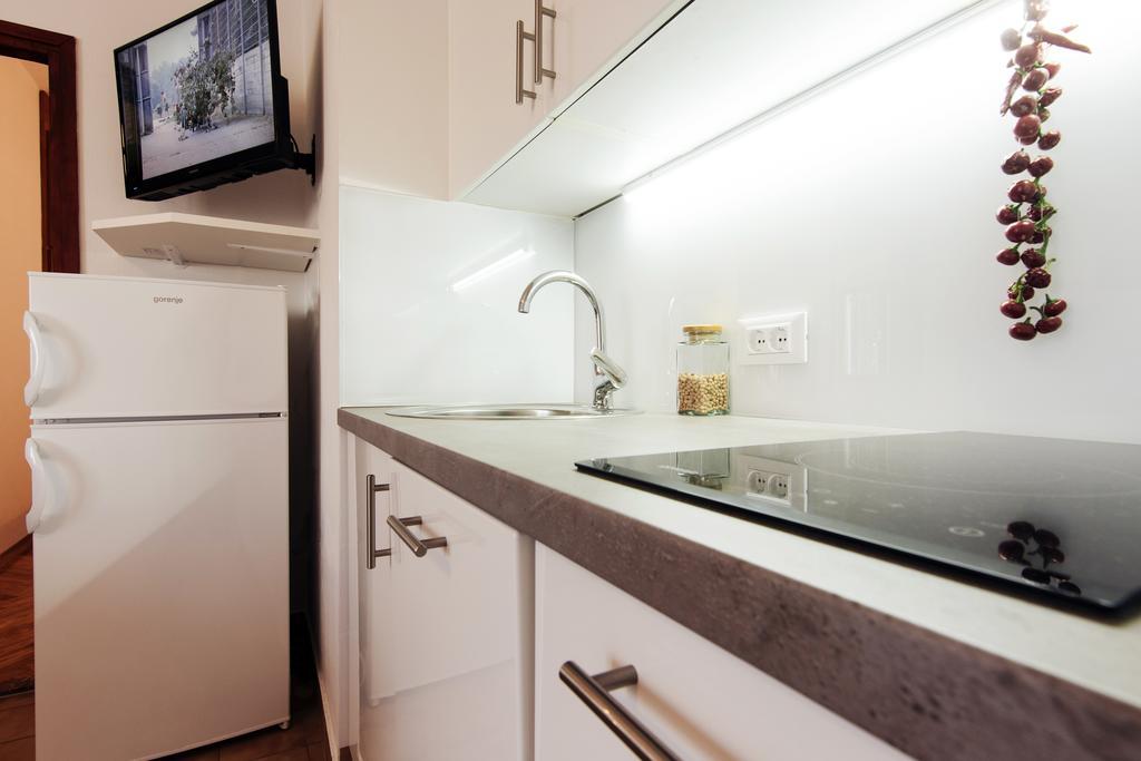 Apartments Martina Primošten Eksteriør billede
