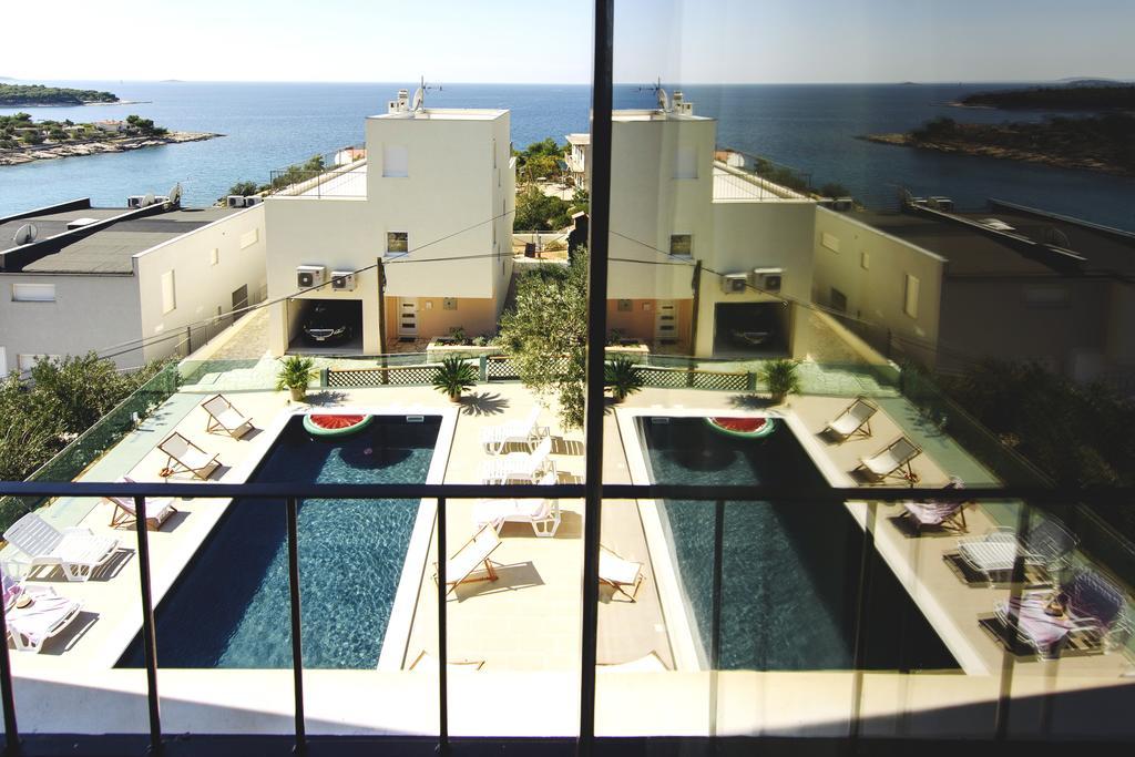 Apartments Martina Primošten Eksteriør billede